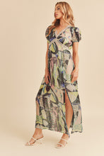 将图片加载到图库查看器,Lace Detail Slit Geometric Print Short Sleeve Maxi Comfortable Dress For Women, Elegant Lace, Alluring Slit, Sophisticated Geometric Print for Casual & Dressy Occasions