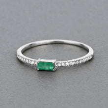将图片加载到图库查看器,0.18 Carat Genuine Zambian Emerald and White Diamond 14K White Gold Ring