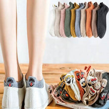 将图片加载到图库查看器,10-Pack: Embroidered Expression Women Socks