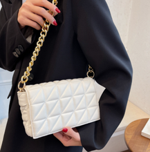 Load image into Gallery viewer, New Adorable Women's Handbag Green Small Flap Shoulder Bag In Thick Metal Chain Women's Clutch Bags Luxury Ladies Shoulder Purse