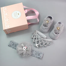 Load image into Gallery viewer, Flower Baby Girl Headband Socks Set Shoes With Crown Bows Newborn Headbands For Girls Turban Baby Hair Accessories