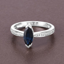 将图片加载到图库查看器,1.44 Carat Genuine Blue Sapphire and White Diamond 14K White Gold Ring
