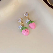 Load image into Gallery viewer, 14K-Gold Cute Strawberry Hanging Earring