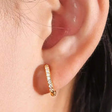 将图片加载到图库查看器,18K Gold Plated Huggie Earrings