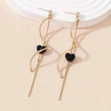 将图片加载到图库查看器,18K Gold Spiral Lines Heart Design Dangle Earrings