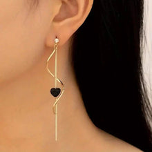 将图片加载到图库查看器,18K Gold Spiral Lines Heart Design Dangle Earrings