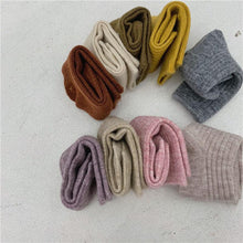 Load image into Gallery viewer, 1Pair Ladies Pile Socks for Autumn Winter Pure Cotton Socks Solid Color Keep Warm Women Socks Mid Tube Socks Thickening Cashmere Socks For Men And Women