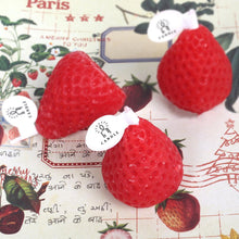 Load image into Gallery viewer, 1PC/4PCS Strawberry Decorative Aromatic Candles Strawberry Shaped Scented Candle Mini Soy Wax Candle Small Scented Candle Wax Decorative Candle for Bedroom Bathroom Decoration Parties Soy Wax Scented Candle For Birthday Wedding Candle