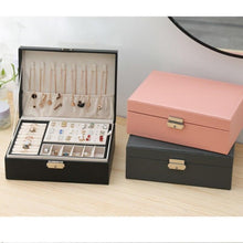 将图片加载到图库查看器,1pcs Double Layer Storage Box For Men And Women Large Capacity Leather Jewelry Box Hardware Latch Travel Portable Flip Lid Palm Jewelry Box Jewelry Box for Women Girls Necklace Ring Storage Organizer 2 Layers Large PU-Leathers Jewelry Case