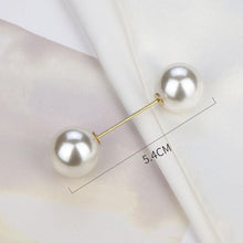 Load image into Gallery viewer, 1pcs Fashion Pearl Fixed Strap Charm Safety Pin Sweater Cardigan Clip Brooches Rhinestone Metal Jewelry Sweater Shawl Clips Faux Crystal and Pearl Pins for Fixing on Sweaters