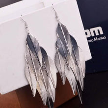 将图片加载到图库查看器,2-Pairs: Women's Alloy Leaf Drop Earrings