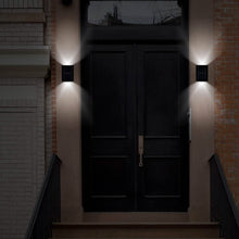 Load image into Gallery viewer, 2-Piece: Solar Deck Outdoor Lights