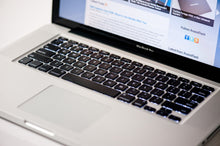 将图片加载到图库查看器,Apple MacBook Pro (15-inch Late 2011) 2.2 GHz intel i7-2675QM 8GB RAM 2TB SSD (Silver)