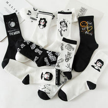 Load image into Gallery viewer, New Autumn Black and White Sports Women Socks Combed Out Of Pure Cotton Cute Winter Socks Kawaii Cute Warm Thick Socks For Men And Women