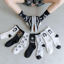 Load image into Gallery viewer, New Autumn Black and White Sports Women Socks Combed Out Of Pure Cotton Cute Winter Socks Kawaii Cute Warm Thick Socks For Men And Women