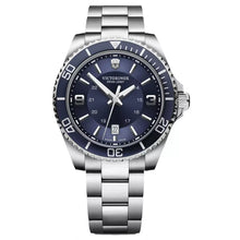 Load image into Gallery viewer, Victorinox Men's Maverick Large