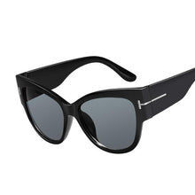 Load image into Gallery viewer, New Luxury Polarized Elegant Sunglasses for Women and Lady Luxury Designer Fashion Cat Eye Style Oversized Sunglasses Gradient Sunglasses With UV400 Protection