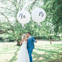 将图片加载到图库查看器,2pcs/lot Good Quality 36inch Round White and black Print Mr&Mrs Latex Balloons For Happy Wedding And Valentine's Day