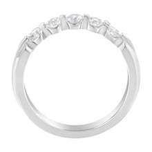 将图片加载到图库查看器,14K White Gold 1/2 cttw Diamond 5-Stone Band Ring (H-I Clarity, SI2-I1 Color) - Size 7