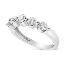 将图片加载到图库查看器,14K White Gold 1.00 Cttw Brilliant Round Cut Diamond 5-Stone Band Ring (H-I Color, SI2-I1 Clarity) - Ring Size 7