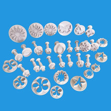 Load image into Gallery viewer, 33pcs Fondant Cutter Cake Tools Cookie Mold Biscuit Mould Craft 3D Bakeware Sets New Baking Mold Pastry Fondant Cake Decorating Sugarcraft Cookie Cutter Tools Mold Durable Cake Mould For Cookies