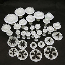 Load image into Gallery viewer, 33pcs Fondant Cutter Cake Tools Cookie Mold Biscuit Mould Craft 3D Bakeware Sets New Baking Mold Pastry Fondant Cake Decorating Sugarcraft Cookie Cutter Tools Mold Durable Cake Mould For Cookies