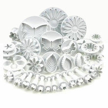Load image into Gallery viewer, 33pcs Fondant Cutter Cake Tools Cookie Mold Biscuit Mould Craft 3D Bakeware Sets New Baking Mold Pastry Fondant Cake Decorating Sugarcraft Cookie Cutter Tools Mold Durable Cake Mould For Cookies