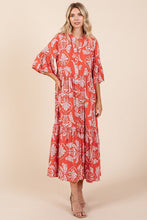 Load image into Gallery viewer, New Summer Abstract Leaf Print Tiered Ruffle Dress For Women – Playful and Artistic Dress with Eye-Catching Ruffle Details