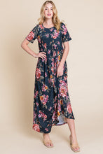 将图片加载到图库查看器,Floral Short Sleeve Maxi Dress – Elegant Maxi Dress, Floral Short Sleeve Dress, Shirred Maxi Dress, Flowing Silhouette Dress, Comfortable Summer Dress, Flattering Dress for Various Occasions, Versatile Maxi Dress