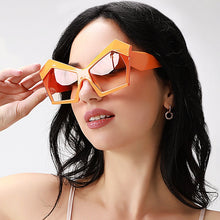 Load image into Gallery viewer, Oversized Square Cateye Polarized Sunglasses Big Trendy Style Fashionable Personality Big Frame Sunglasses New Fashionable & Popular Street Style Sunglasses For Women