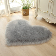 Load image into Gallery viewer, 1pc Faux Fur Room Rug, Heart Shaped Plush Rug, Fluffy Carpet For Living Room Bedroom Sofa, Shaggy Carpet Area Mat 50*60cm/19.68*23.62in