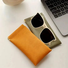 将图片加载到图库查看器,4-Pack: Soft PU Leather Reading Glasses Bag