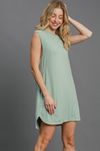 将图片加载到图库查看器,Round Neck Sleeveless High-Low Curved Hemline Mini Dress – Trendy High-Low Dress, Sleeveless Mini Dress, Curved Hemline Dress, Flattering Round Neck Dress, Chic High-Low Dress