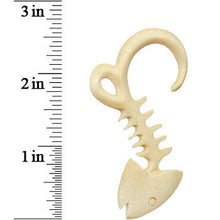 Load image into Gallery viewer, 4G Organic Crocodile Wood Fish Hook Hand Carved Hanger Plug Set