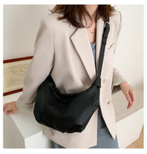 将图片加载到图库查看器,New PU Leather Shoulder Bag for Women Designer Wide Belt Handbags with Chain For LadiesWomen'S Big Bag Spring New Fashion Korean Leisure Half Round Women'S Bag Simple Large Capacity One Shoulder Oblique