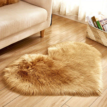 Load image into Gallery viewer, 1pc Faux Fur Room Rug, Heart Shaped Plush Rug, Fluffy Carpet For Living Room Bedroom Sofa, Shaggy Carpet Area Mat 50*60cm/19.68*23.62in