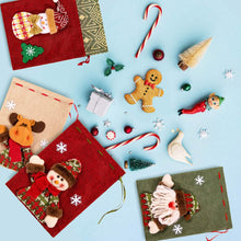 将图片加载到图库查看器,5-Pack: Drawstring Christmas Bags
