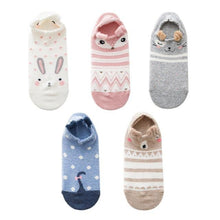 Load image into Gallery viewer, 5 Pairs 3D Cartoon Harajuku Cat Cute Heart Invisible Cotton Socks Casual Boat Socks Funny Girl Ankle Sock Set for Women