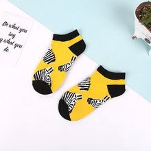 Load image into Gallery viewer, 5 Pairs Animal Food Fruit Avocado Zebra Burger Omelets Flamingo Socks Happy Cotton Ankle Funny Combed Out Of Pure Cotton Summer Casual Sock For Men And Women