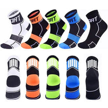 Load image into Gallery viewer, 5-Pairs: Breathable Compression Socks