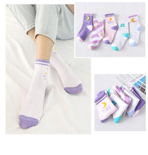 Load image into Gallery viewer, 5 Pairs Fashion Unisex Cute Cartoon face Patterned Long Socks Soft Breathable Cotton Material Sport Summer Warm Winter Funny Harajuku Socks For Men And Women