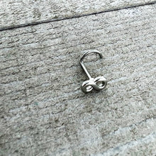 将图片加载到图库查看器,20G Gleaming Infinity Symbol Nose Screw