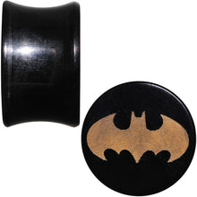 将图片加载到图库查看器,3/4 Organic Buffalo Horn Licensed Batman Logo Saddle Plug Set