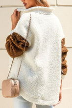 Load image into Gallery viewer, Women Cute Sherpa Jacket with Button Closure and Collared Neck in Elegant Retro Style