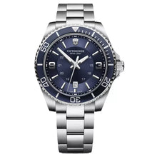 Load image into Gallery viewer, Victorinox Men's Maverick Large