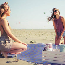 将图片加载到图库查看器,60" x 78" Foldable Waterproof Picnic Blanket with Strap