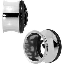 Load image into Gallery viewer, 18mm Steel Black Filigree Duet Heart Saddle Plug Set