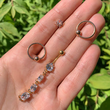Load image into Gallery viewer, 16G 1/4 Clear Gem Rose Gold Tone Heart Spider Cartilage Tragus