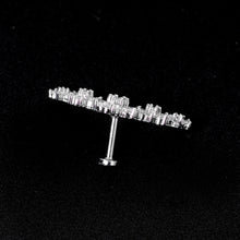 Load image into Gallery viewer, 16G 1/4 Clear CZ Gem Floral Internally Threaded Labret