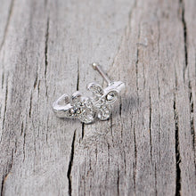 Load image into Gallery viewer, 20G 3/8 Clear Gem Fleur De Lis Faux Hoop Nose Bone